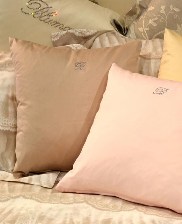 Cuscino in rasatello "Lory" Blumarine - immagine 2