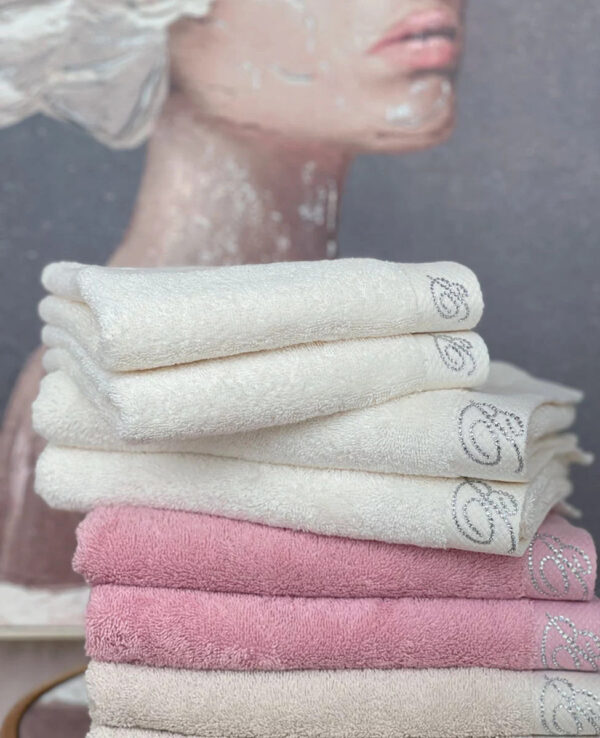 Set 5 pezzi "Benessere" Blumarine - immagine 3